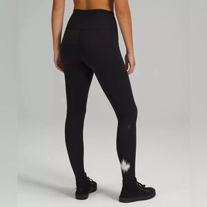 Lululemon Team Canada Wunder Train High-Rise Tight 28" COC Logo in Black